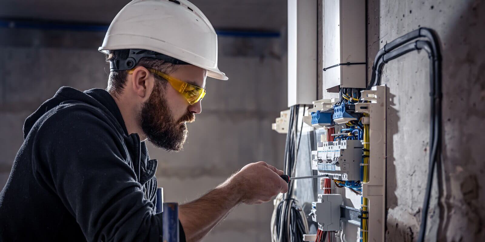 What Type Of Insurance Do Electrical Contractors Need?