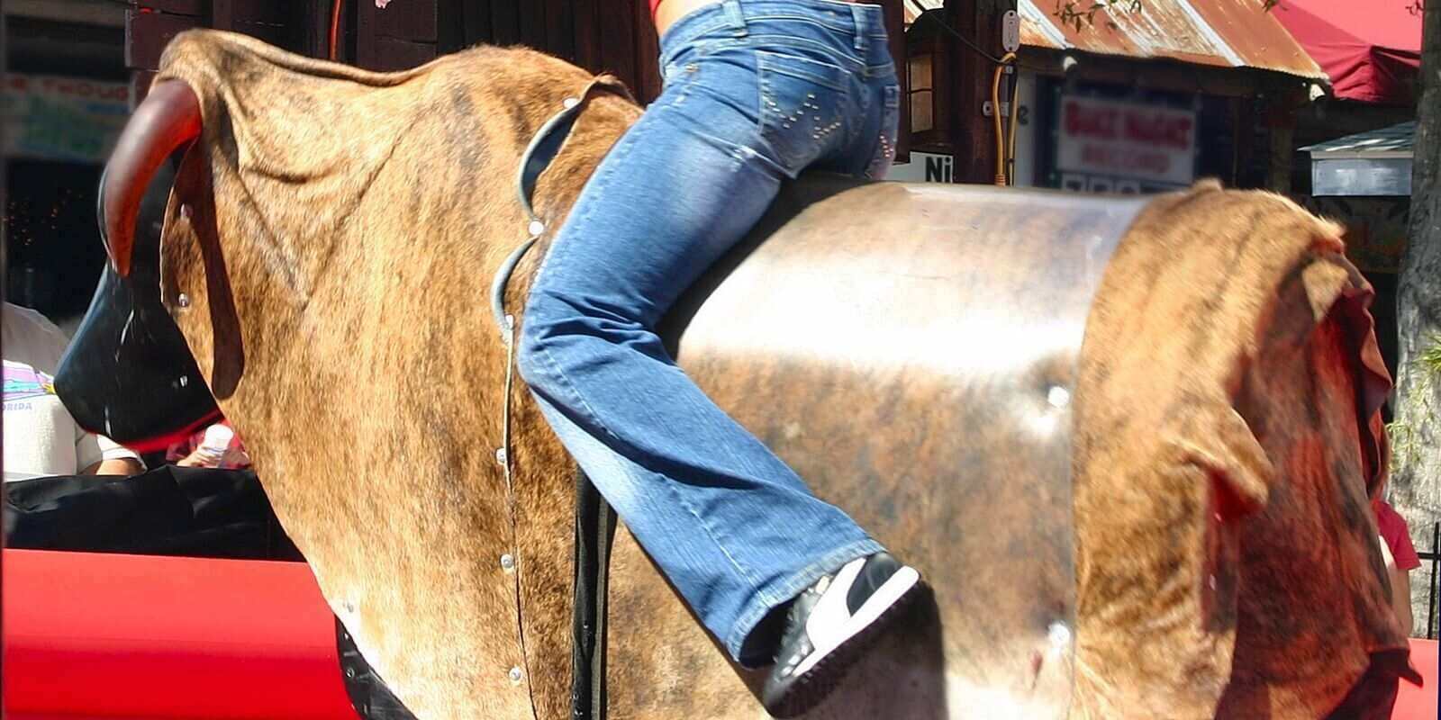 How Mechanical Bull Operators Can Minimize Risk Through Insurance