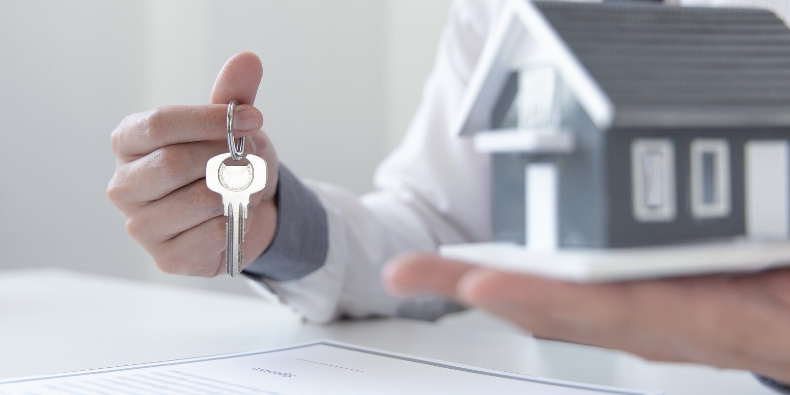 Does Landlord Insurance Cover Lost Income?